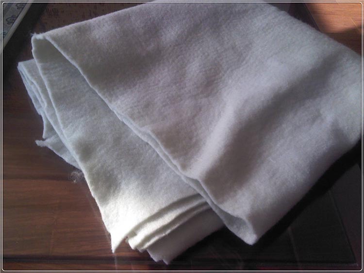 聚丙烯长丝91视频直播APP布分丝影响因素分析