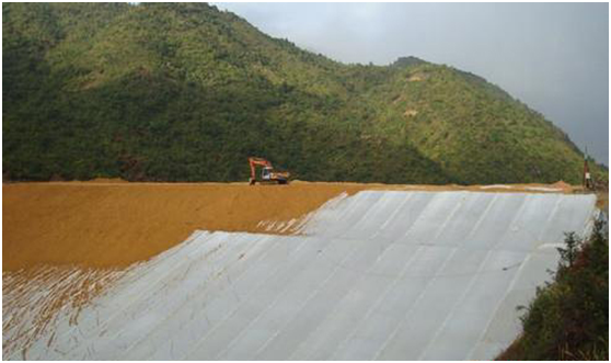 码头区水下铺设非织造91视频直播APP布难点分析