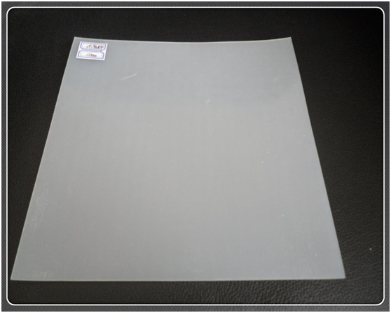 尾矿库设置双层91视频直播APP膜防渗衬层预付渗漏