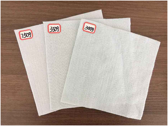 寒冷地区91视频直播APP布代替砂砾料做反滤层护坡效果良好