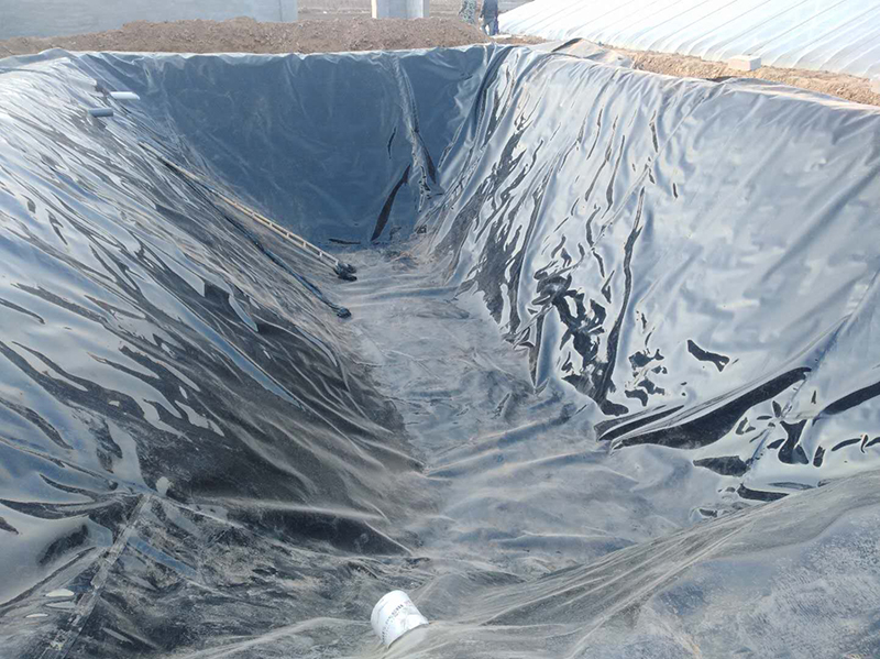 复合排水网怎样搭接可防止戳破防渗91视频直播APP膜