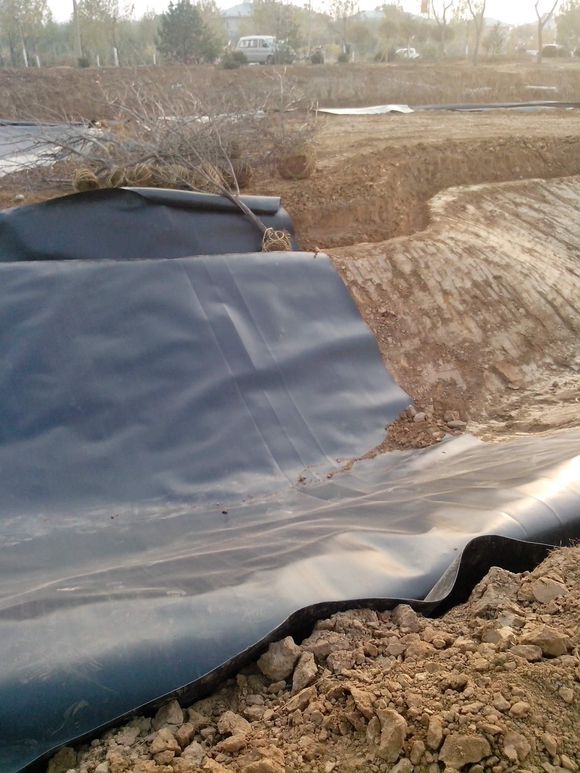 HDPE91视频直播APP膜防渗结构施工控制要点