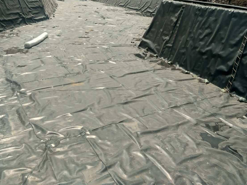 污水蒸发池的设计及施工包括哪些部分？