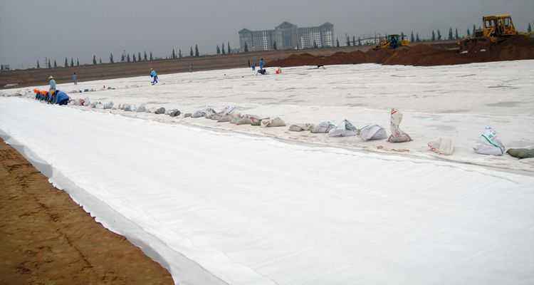 克重对短纤91视频直播APP布和长丝91视频直播APP布耐受性能的影响