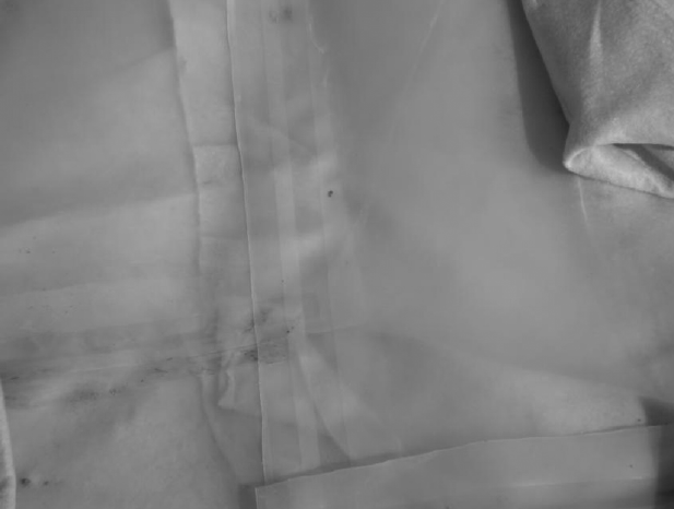 复合91视频直播APP膜焊接施工中采用挤压焊条式焊接机