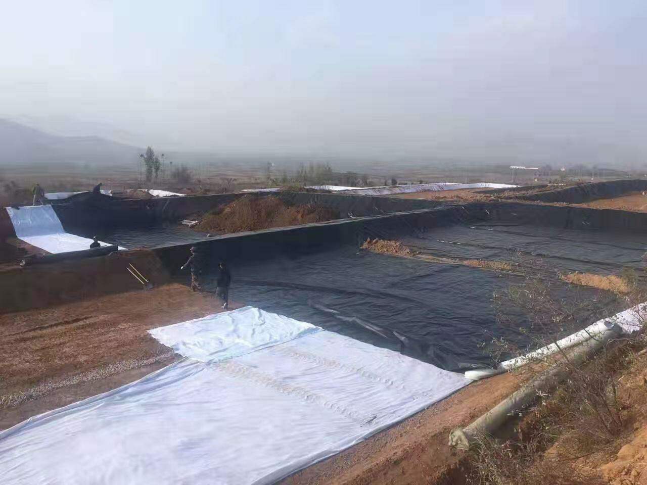 重视柔性防水和背面排水，构成第二道防排水防线